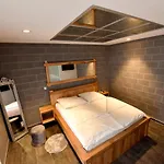 I Trojka 4*