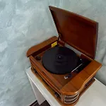 I Trojka アパートホテル