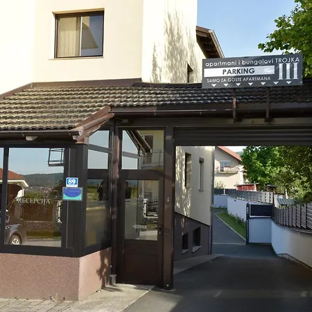 I Trojka באניה לוקה