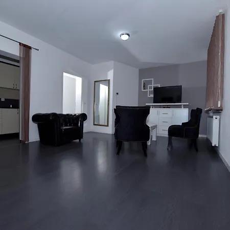 I Trojka Aparthotel Banja Luka